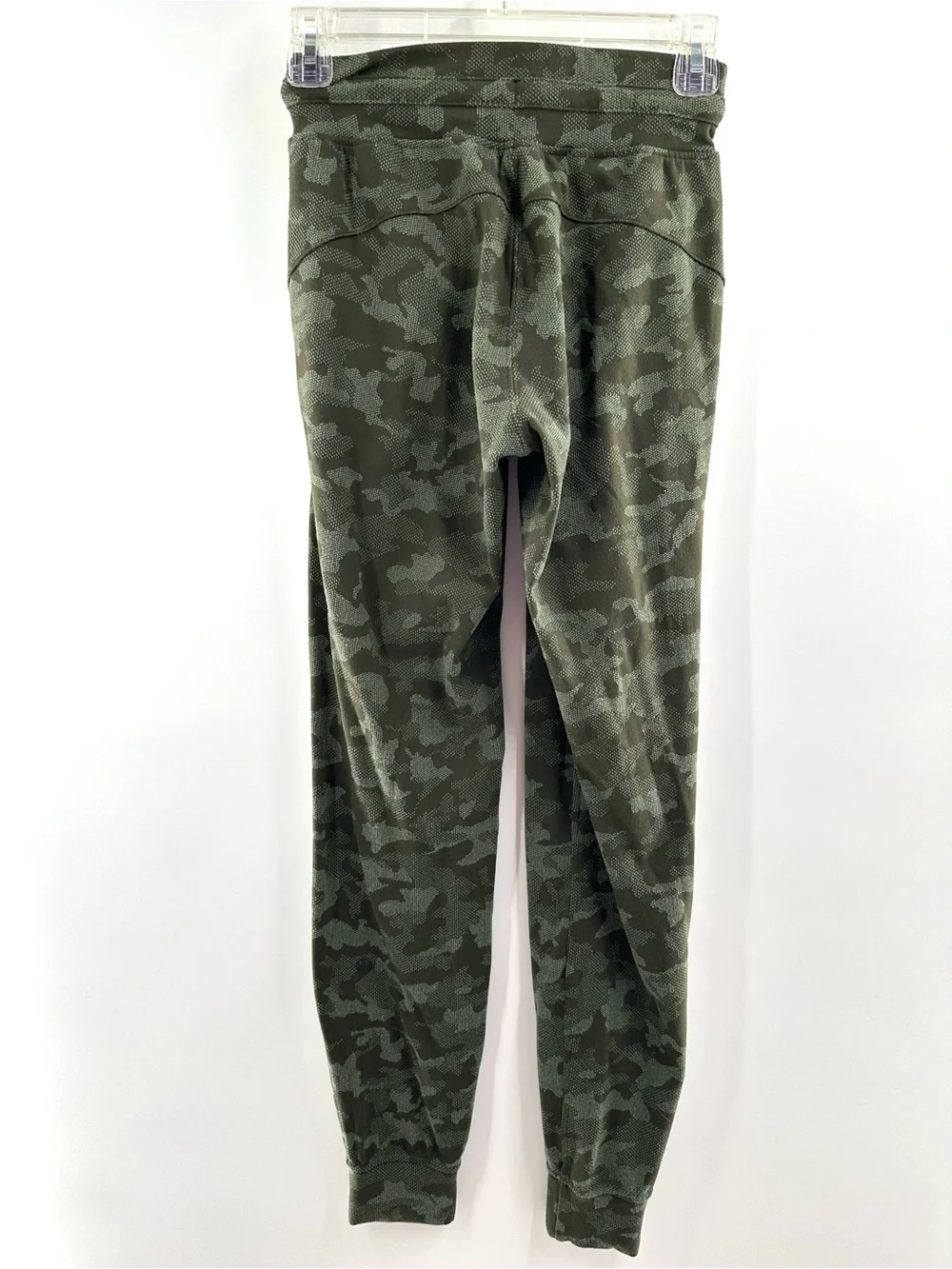 Lululemon Ready to Rulu Jogger Pants in Camo Green Size 2